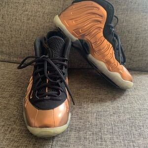 Nike Little Posite One Copper Black Metallic Shoes Size 7Y